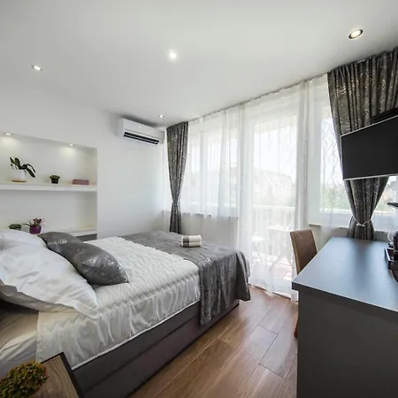 Sunrise View Balcony 스플리트