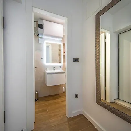 Sunrise View Balcony 아파트